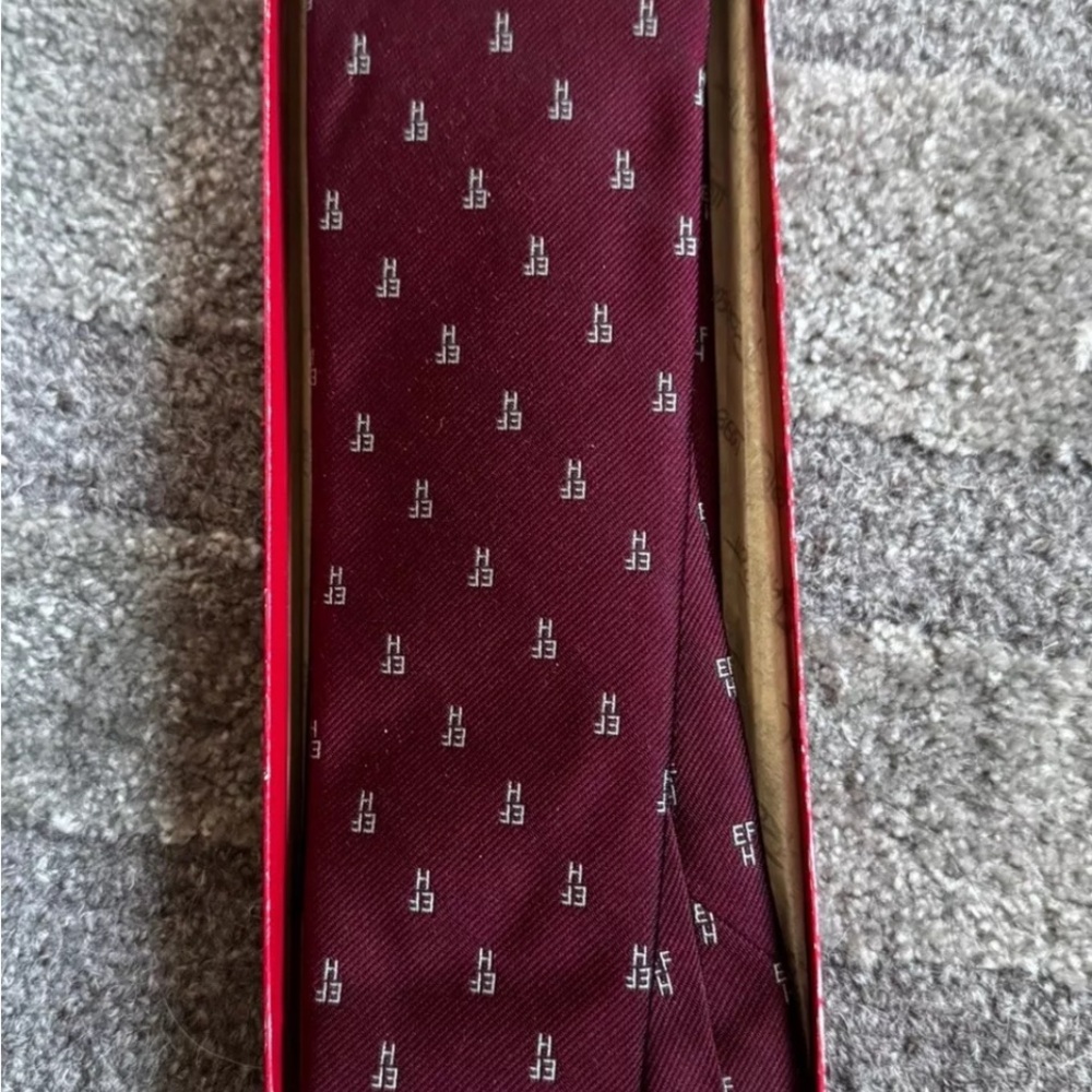 NIB Vintage TIE Exclusive Design For E.F. Hutton Hand Sewn By Robert Talbott